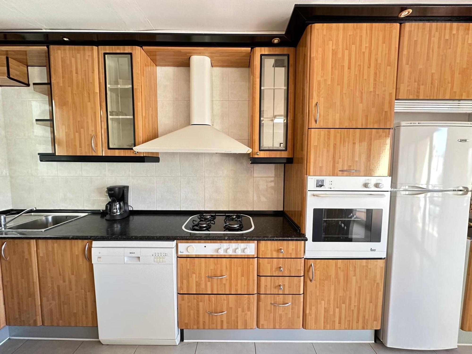 Agi Ferran 32 Apartment โรเซส ภายนอก รูปภาพ