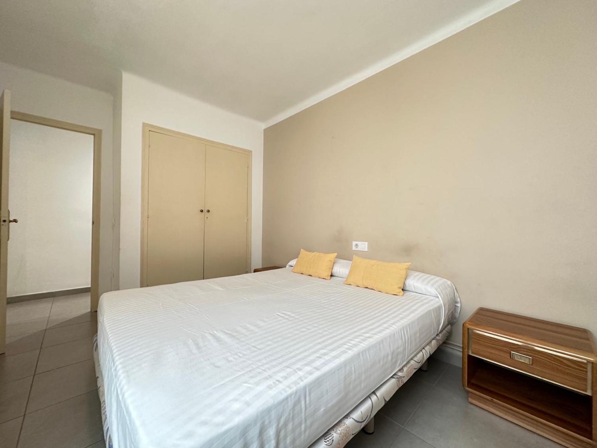 Agi Ferran 32 Apartment โรเซส ภายนอก รูปภาพ